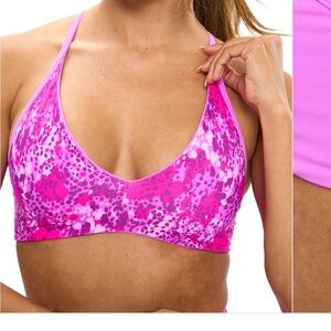 Buffbunny Pop Rocks & Fashion Print girlfriend reversible Sports Bra